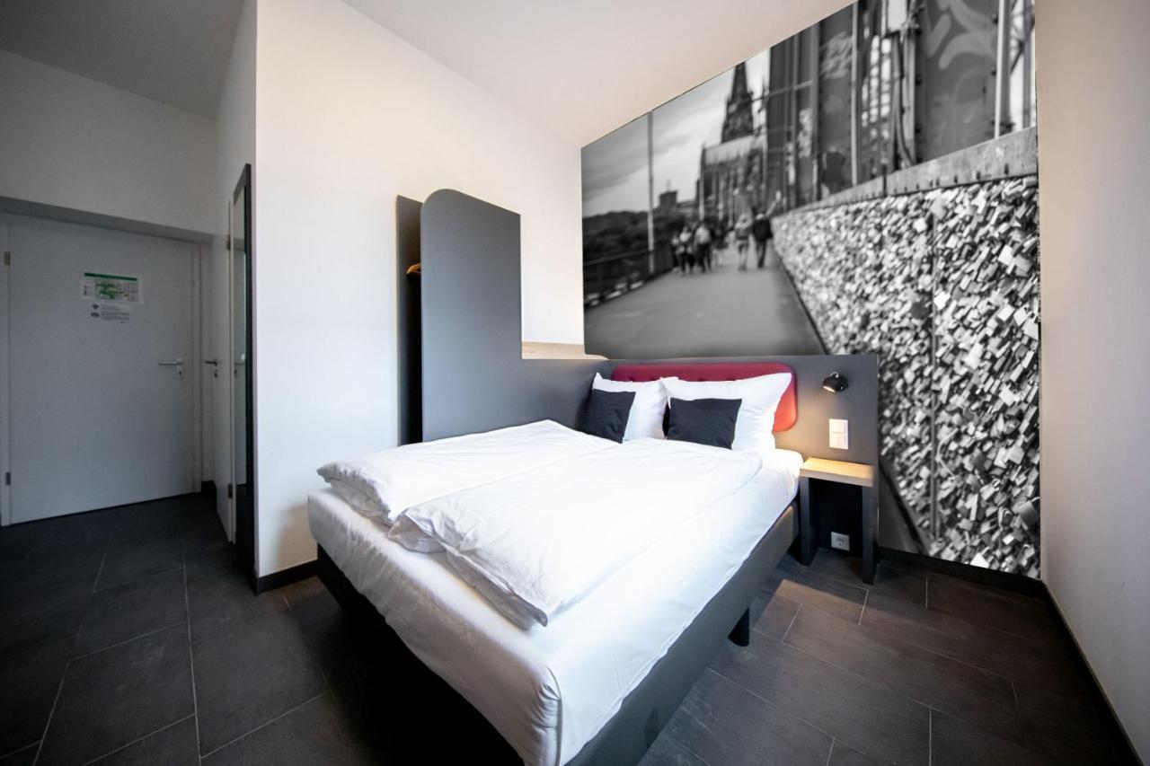Hotel Smarty Dom - Boardinghouse - Kontaktloser Self Check-in Keulen