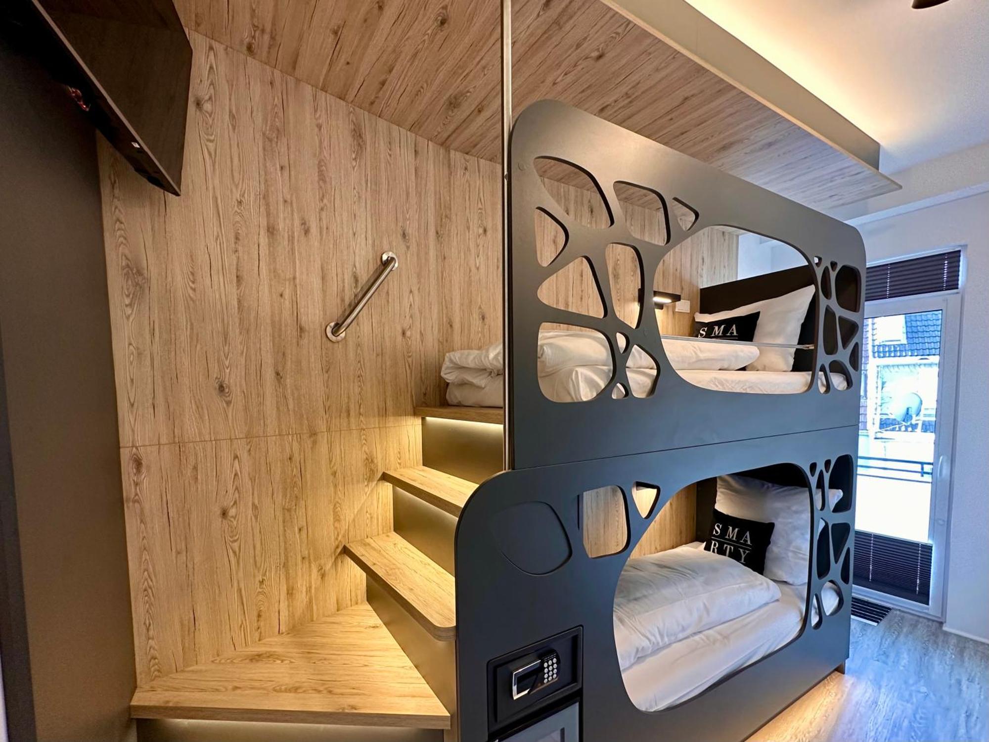 Hotel Smarty Dom - Boardinghouse - Kontaktloser Self Check-in Keulen