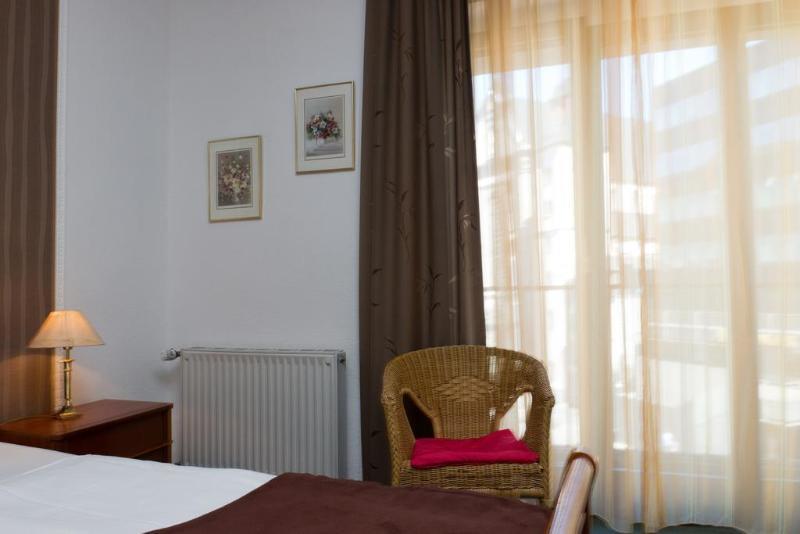 Domspatz Boardinghouse - Kontaktloser Self Check-in 3* Köln